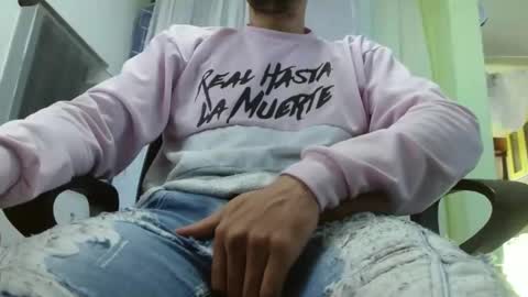 Snapshot of xavicock24 chatting on 02/06/25, 01:54 xavicock24 online show from 02/06/25, 01:54