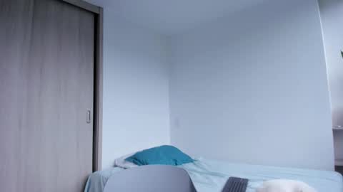 Xavier online show from 02/17/25, 10:47