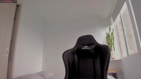 Xavier online show from 04/18/26, 12:42