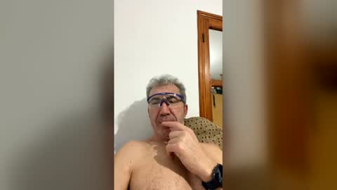 xaxi3 online show from 02/16/26, 09:33