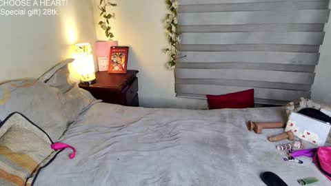 XAYAH online show from 09/25/25, 02:15