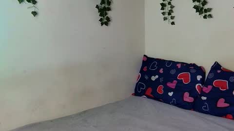 XAYAH online show from 11/05/25, 11:16