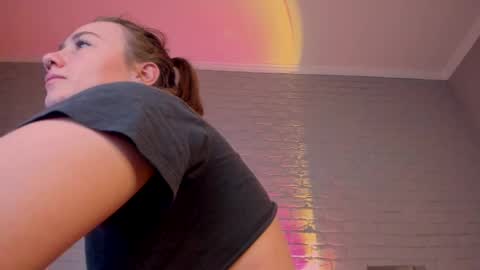 Snapshot of xbetty_coyx chatting on 02/12/25, 06:09 Betty online show from 02/12/25, 06:09