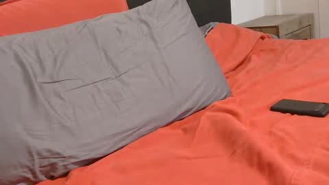 Snapshot of xbigshooter85 chatting on 12/15/25, 04:28 xbigshooter85 online show from 12/15/25, 04:28