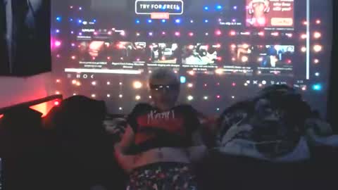 Bl0ndi3x online show from 02/20/25, 08:17