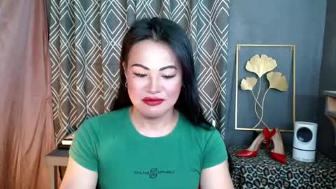 Godess  Lucy online show from 04/23/26, 05:37