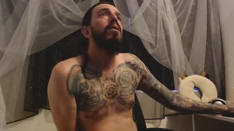 Snapshot of xcamtentationx chatting on 02/02/25, 04:43 xcamtentationx online show from 02/02/25, 04:43