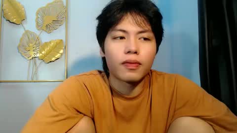 xcharls08 online show from 05/12/26, 03:14