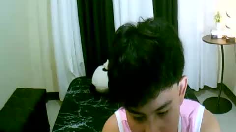 Snapshot of xcigbatecum chatting on 05/17/26, 02:02 Charlie online show from 05/17/26, 02:02