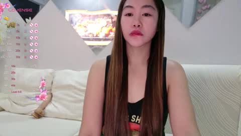 Snapshot of xcinqkuhx chatting on 11/02/25, 05:21 natt online show from 11/02/25, 05:21