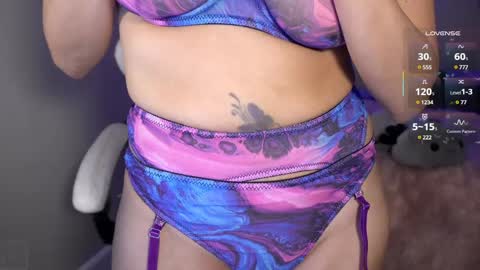Snapshot of xclusivesecrets chatting on 03/08/25, 03:45 spoil me here online show from 03/08/25, 03:45