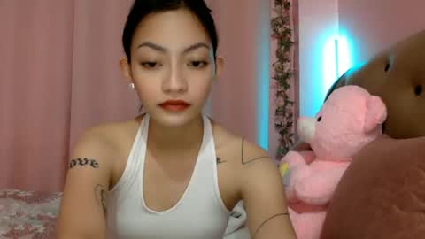 Sachi Cy online show from 01/28/25, 08:47