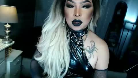 Zhavia online show from 10/05/25, 05:11