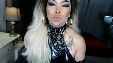 Zhavia online show from 11/29/25, 06:55