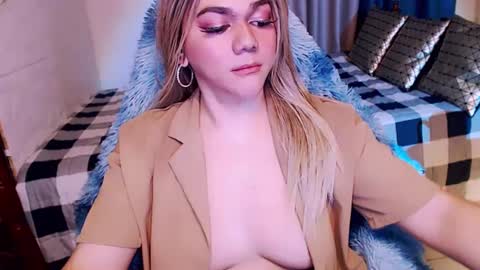 Snapshot of xdirtymistressx chatting on 12/01/24, 05:57 XDirtymistressX online show from 12/01/24, 05:57