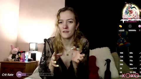 Snapshot of xelliee_rosex chatting on 12/28/24, 09:51 EllieeRose online show from 12/28/24, 09:51