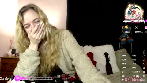 Snapshot of xelliee_rosex chatting on 01/08/25, 03:40 EllieeRose online show from 01/08/25, 03:40