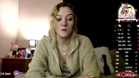 Snapshot of xelliee_rosex chatting on 01/12/25, 02:09 EllieeRose online show from 01/12/25, 02:09