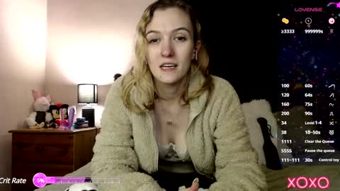 Snapshot of xelliee_rosex chatting on 01/14/25, 01:58 EllieeRose online show from 01/14/25, 01:58