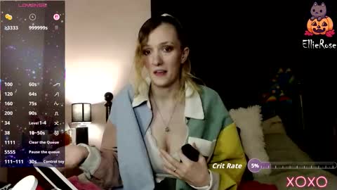 Snapshot of xelliee_rosex chatting on 11/02/25, 09:06 EllieeRose online show from 11/02/25, 09:06