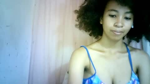 xenna610827 online show from 02/07/25, 08:55