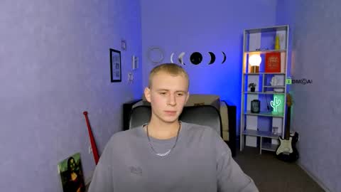 xevier online show from 11/19/25, 01:44