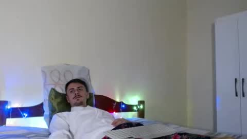 Snapshot of xfallen_angelxx chatting on 12/16/25, 02:05 xfallen_angelxx online show from 12/16/25, 02:05