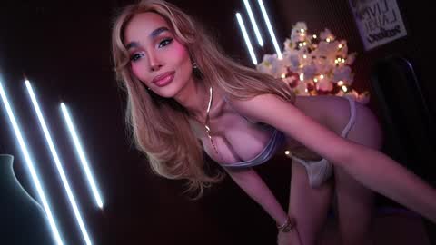 Anne online show from 02/03/26, 02:53