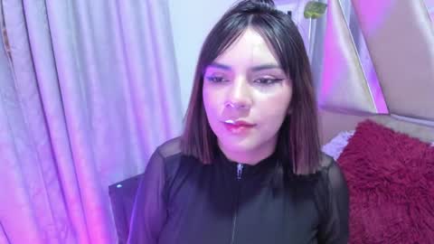 hinata  online show from 01/21/25, 11:24