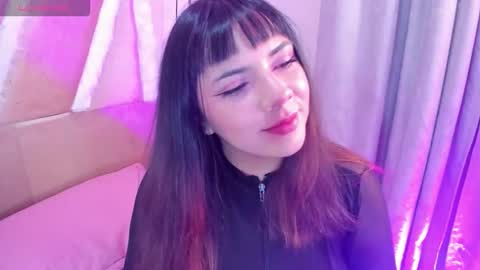 hinata  online show from 12/03/25, 11:36