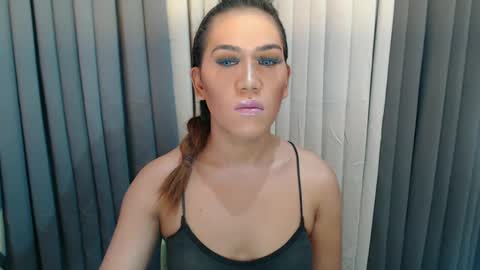 GWEN THOMPSON .......   online show from 12/03/24, 10:07