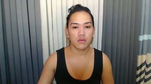 GWEN THOMPSON .......   online show from 02/28/25, 05:59