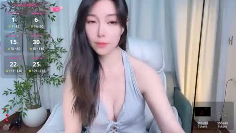 Snapshot of xi_ethel chatting on 02/23/26, 06:00 XI online show from 02/23/26, 06:00