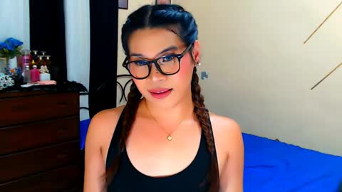 Xia Addison online show from 04/23/26, 05:52