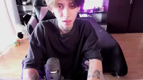 xIce Boy online show from 02/20/26, 03:56