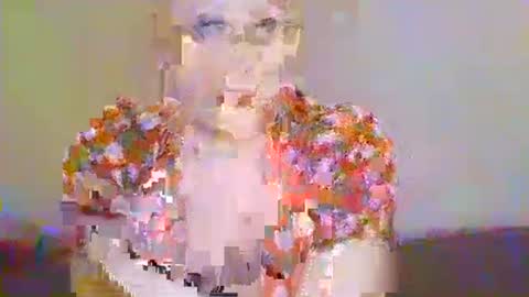 AliceinWonderland online show from 01/20/25, 05:16