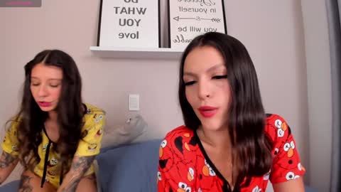 XIMENA LOPEZ online show from 11/28/25, 08:55