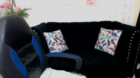 Snapshot of ximena_bunny chatting on 03/07/25, 10:54 XIME online show from 03/07/25, 10:54