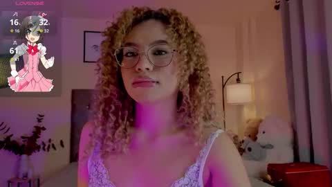 camila online show from 12/17/25, 08:37