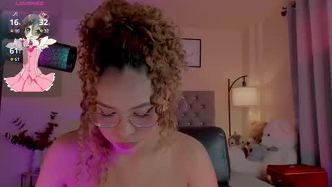 camila online show from 12/19/25, 08:05