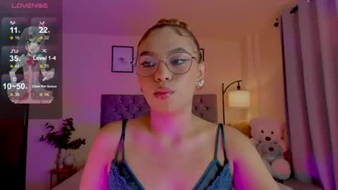 camila online show from 07/26/26, 08:05