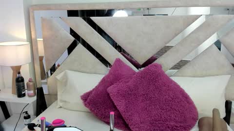 Xime  online show from 01/18/26, 03:32