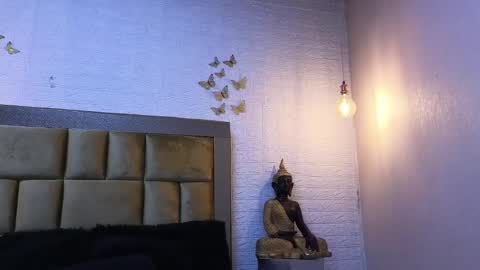Snapshot of ximenawilliamss chatting on 01/24/25, 03:32 ximena online show from 01/24/25, 03:32