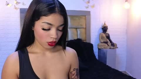 Snapshot of ximenawilliamss chatting on 02/09/25, 02:38 ximena online show from 02/09/25, 02:38