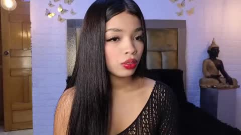 Snapshot of ximenawilliamss chatting on 02/15/25, 11:36 ximena online show from 02/15/25, 11:36