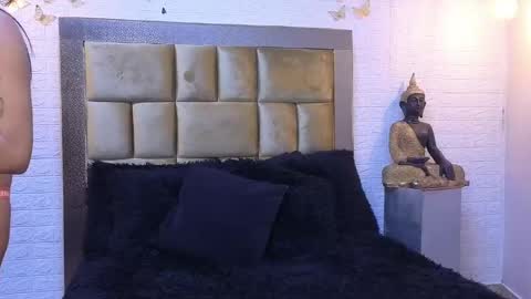 Snapshot of ximenawilliamss chatting on 02/21/25, 11:10 ximena online show from 02/21/25, 11:10