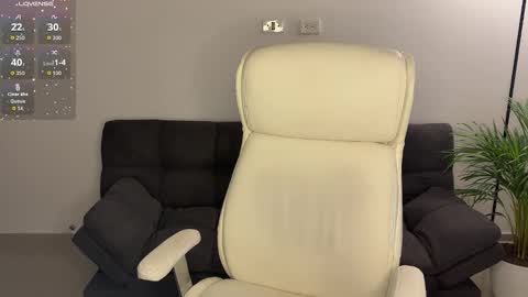 xisisxx online show from 09/20/25, 08:10