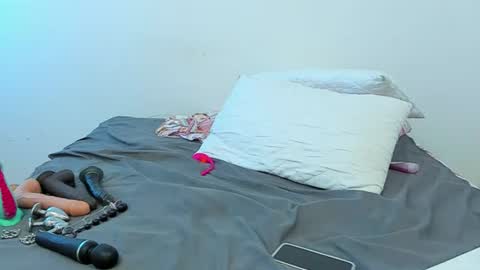 Snapshot of xizette_rotic chatting on 07/26/26, 03:08 xizette online show from 07/26/26, 03:08
