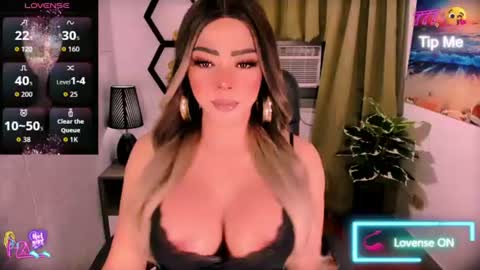 Snapshot of xjackiehugesuckerx chatting on 06/21/26, 09:34 Sweetjackie dont forget to fallow me online show from 06/21/26, 09:34
