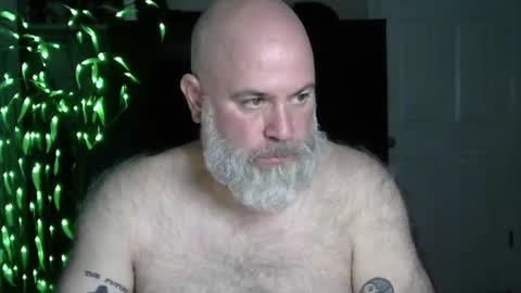 Snapshot of xjohnniex77 chatting on 06/28/26, 04:40 MrSlowBurn77 online show from 06/28/26, 04:40